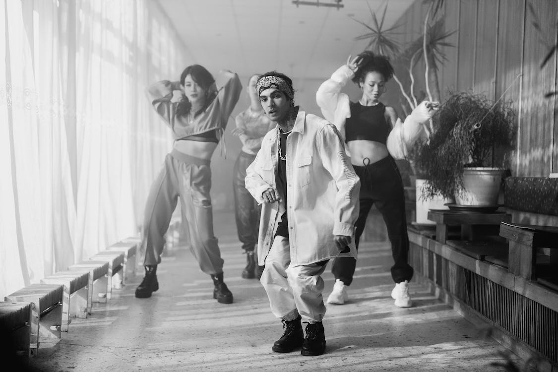 People dancing hip-hop